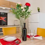 Apartman Comfortable Modern With Shaded Patio