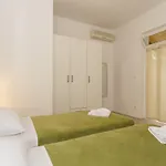 Apartman Comfortable Modern With Shaded Patio *