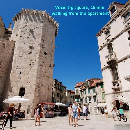 Apartament Comfortable Modern With Shaded Patio