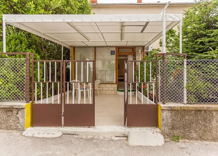 Apartament Comfortable Modern With Shaded Patio *