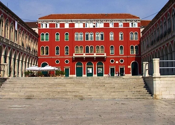 Apartament Comfortable Modern With Shaded Patio *