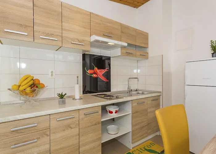 Apartamento Comfortable Modern With Shaded Patio