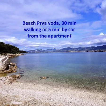 Comfortable Modern With Shaded Patio