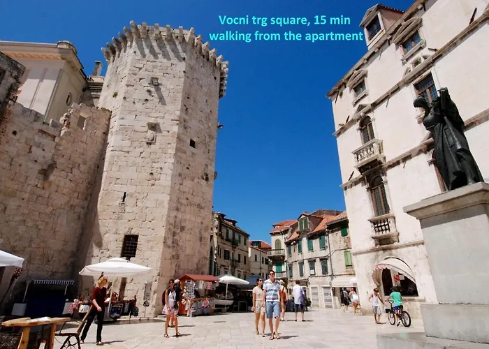 Apartamento Comfortable Modern With Shaded Patio