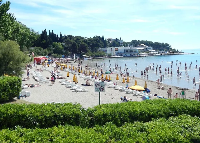 Comfortable Modern With Shaded Patio Apartamento *